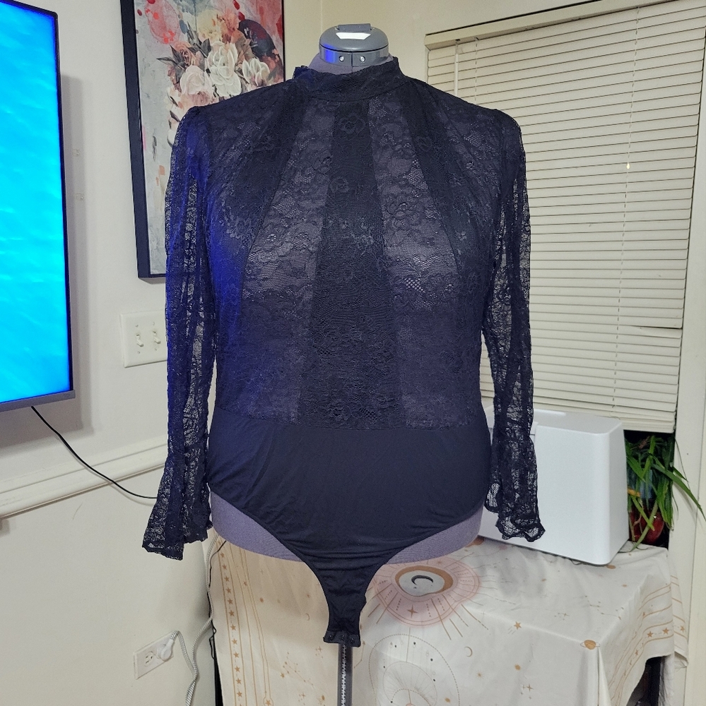 Flare Sleeve Lace Bodysuit